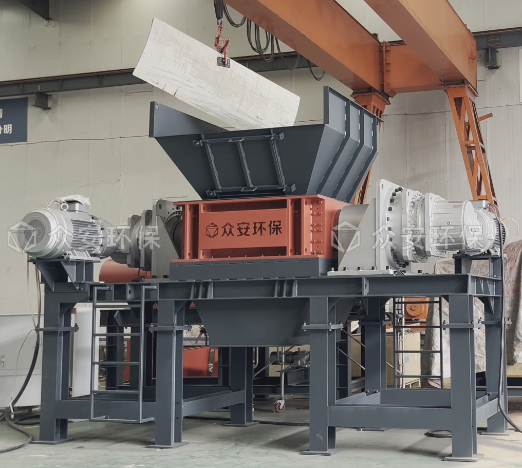 退役风电叶片处理设备生产试机